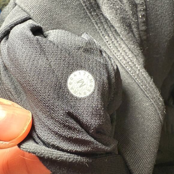 Lululemon Discipline Pant medium - Picture 3 of 7